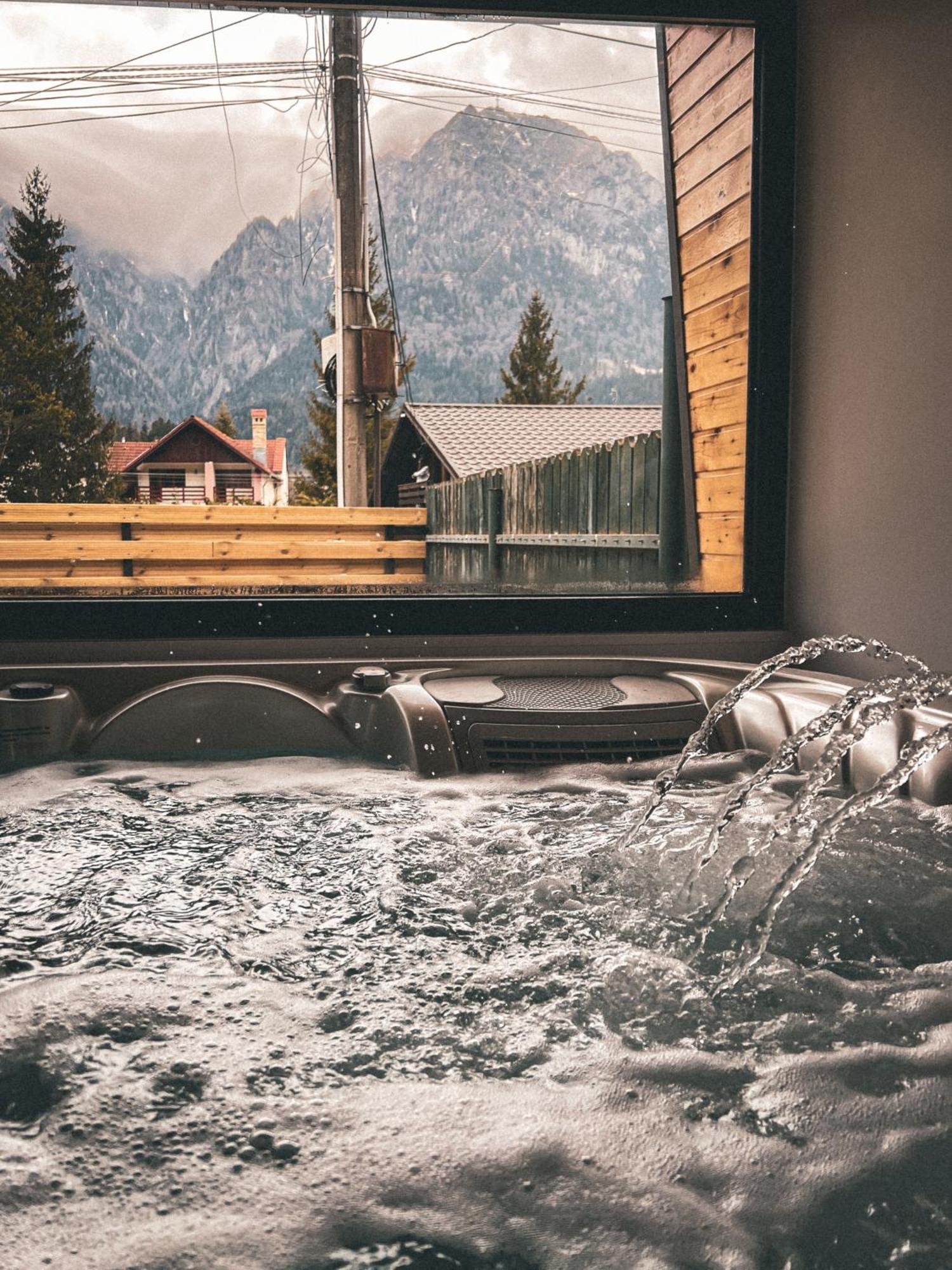Moon Montana Buşteni Екстериор снимка